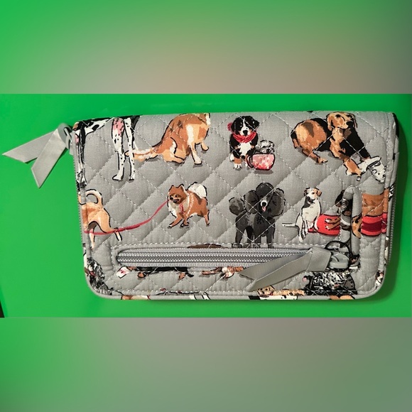NWT Vera Bradley Small Vera Zip Tote and Turnlock Wallet Best In Show Dogs - Picture 6 of 9